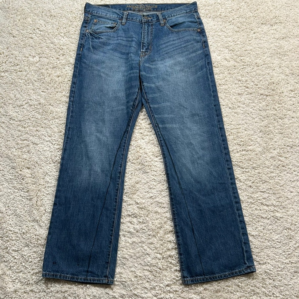 American Eagle Jeans 34x32 Blue Classic Bootcut Medium Wash Denim Y2k (Flaw)